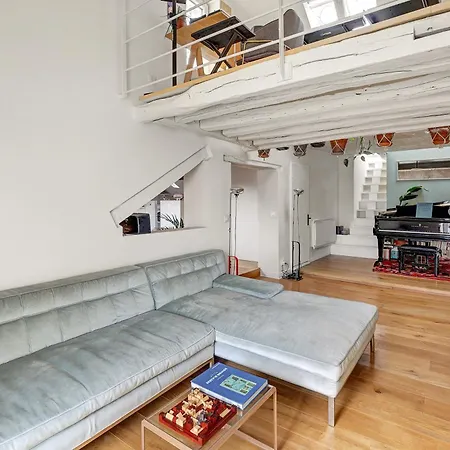 Pretty Parisian Penthouse * Parigi